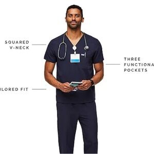 Figs Leon Three Pocket Short Sleeve V-neck Scrub Top Navy Blue Size Medium